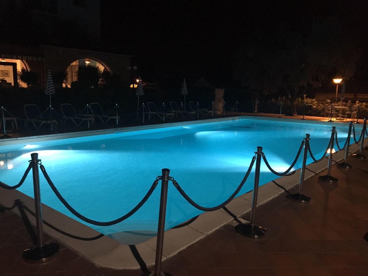 Hotel Oceano Peschiera del Garda Exterior photo